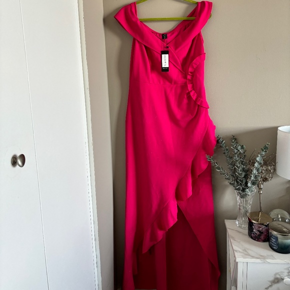 Dresses & Skirts - Hot Pink Gown - Perfect for Wedding Guest!